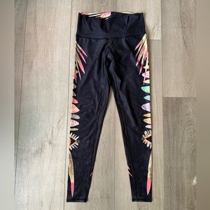 Teeki Yoga Leggings Jungle Eyes Hot Pant